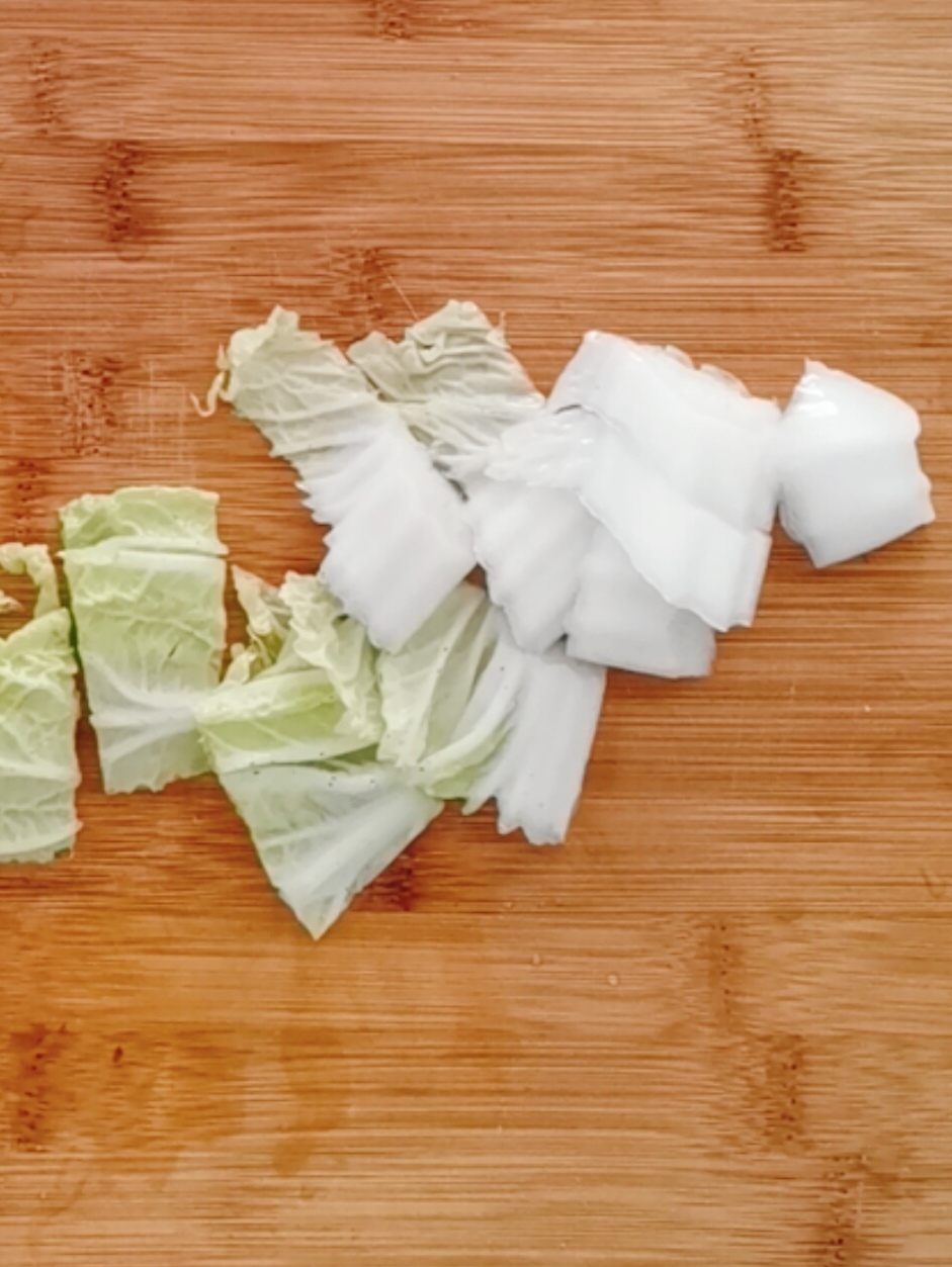 懶人火鍋的做法-麻辣味煮菜譜-易網<a href=http://www.jsjjzhkt.cn/ target=_blank class=infotextkey>健康養生</a>網 懶人火鍋的做法-麻辣味煮菜譜