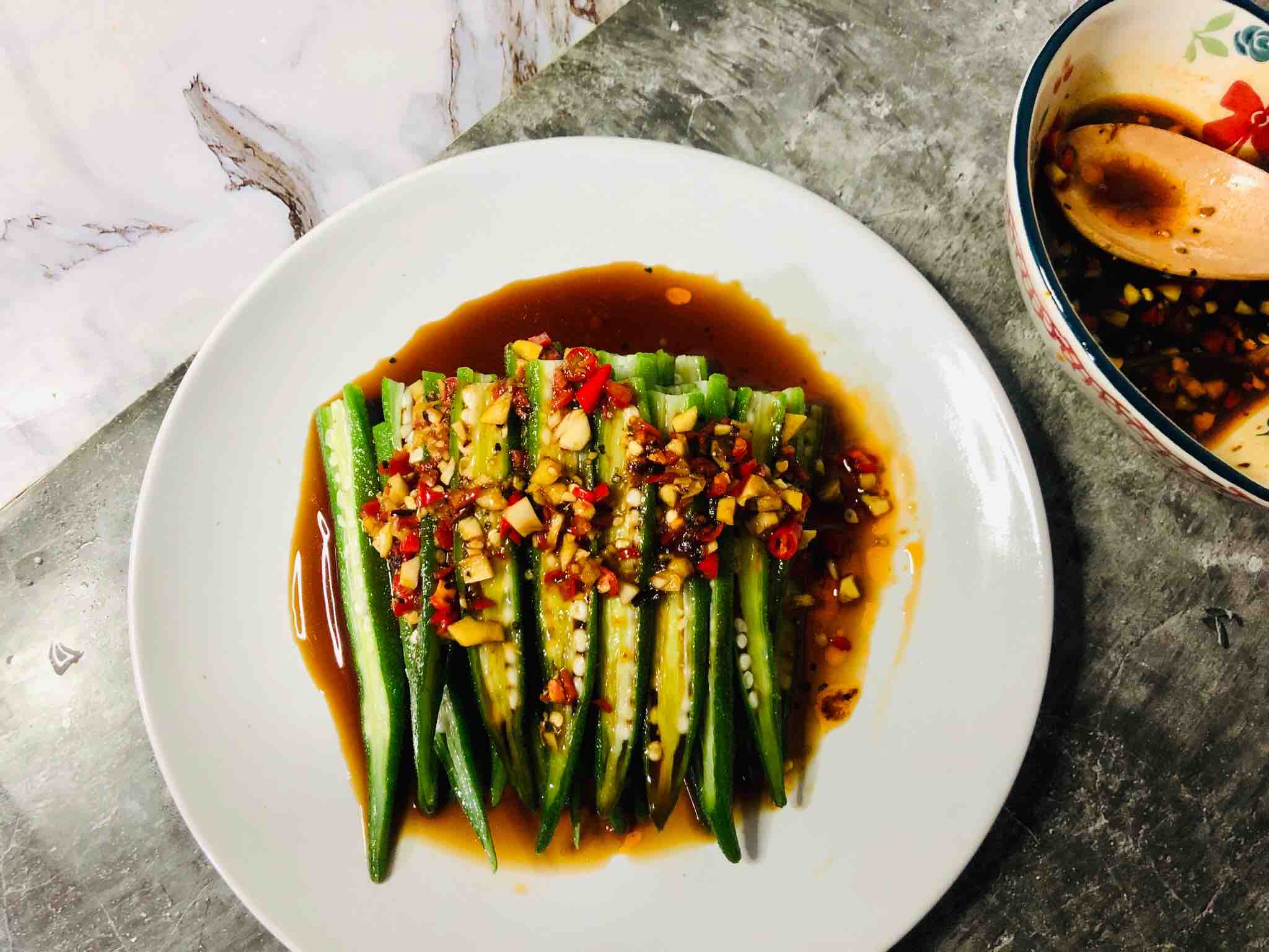 涼拌秋葵的做法-酸辣味拌菜譜