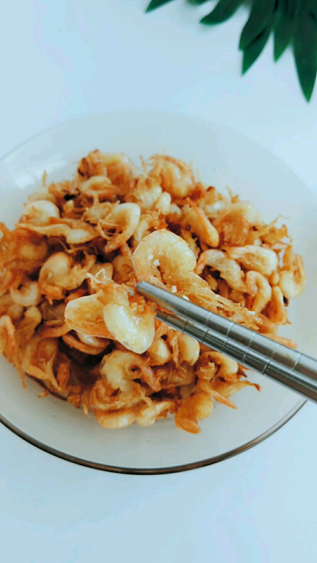 蛋白酥蝦的做法-咸鮮味炸菜譜-易網健康養生網 蛋白酥蝦的做法-咸鮮味炸菜譜