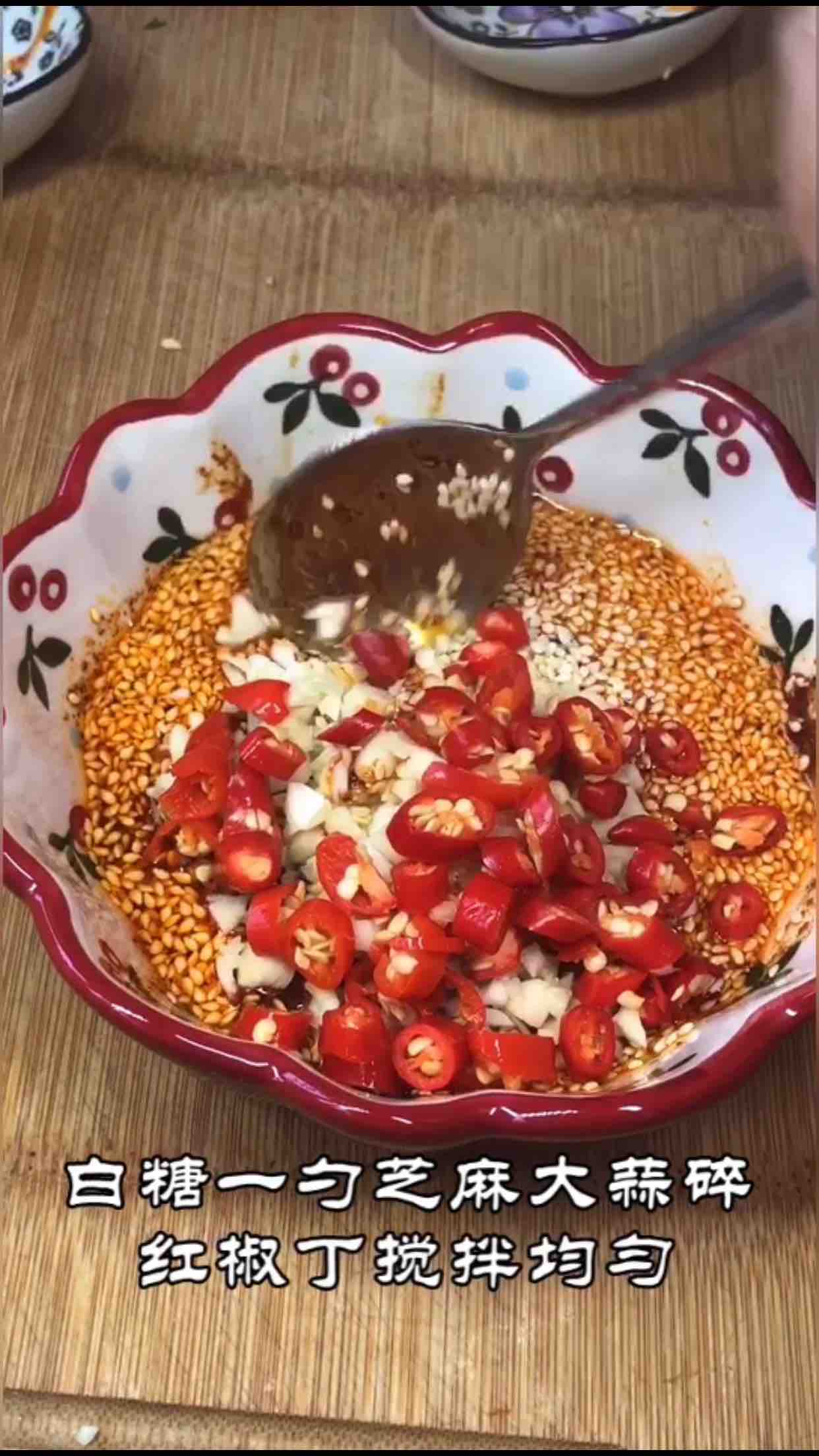 絕味香菜的做法-香辣味拌菜譜