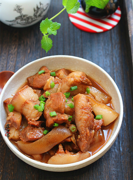紅燒豬頭肉的做法-家常味燒菜譜-易網健康養生網 紅燒豬頭肉的做法-家常味燒菜譜