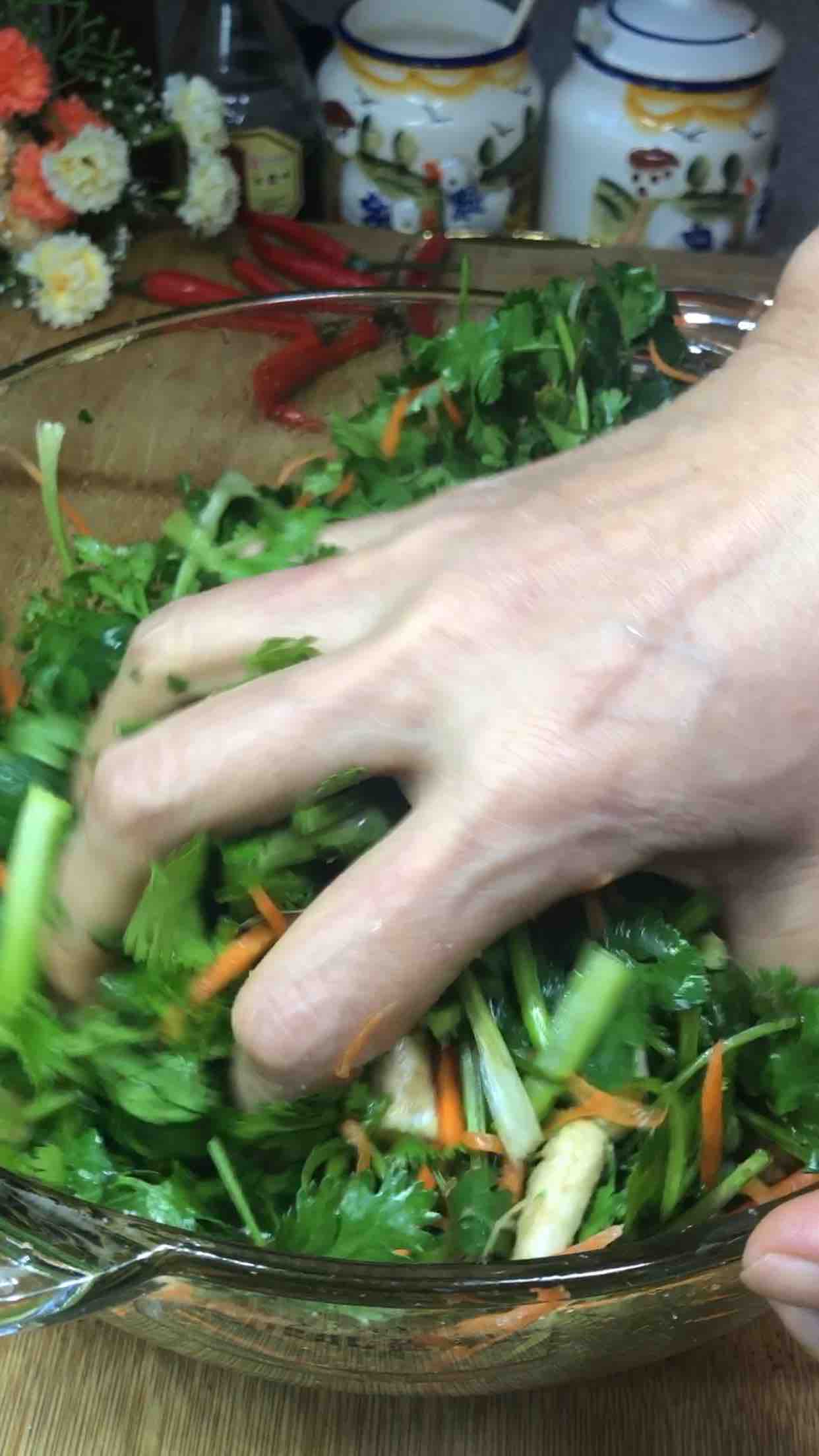 絕味香菜的做法-香辣味拌菜譜