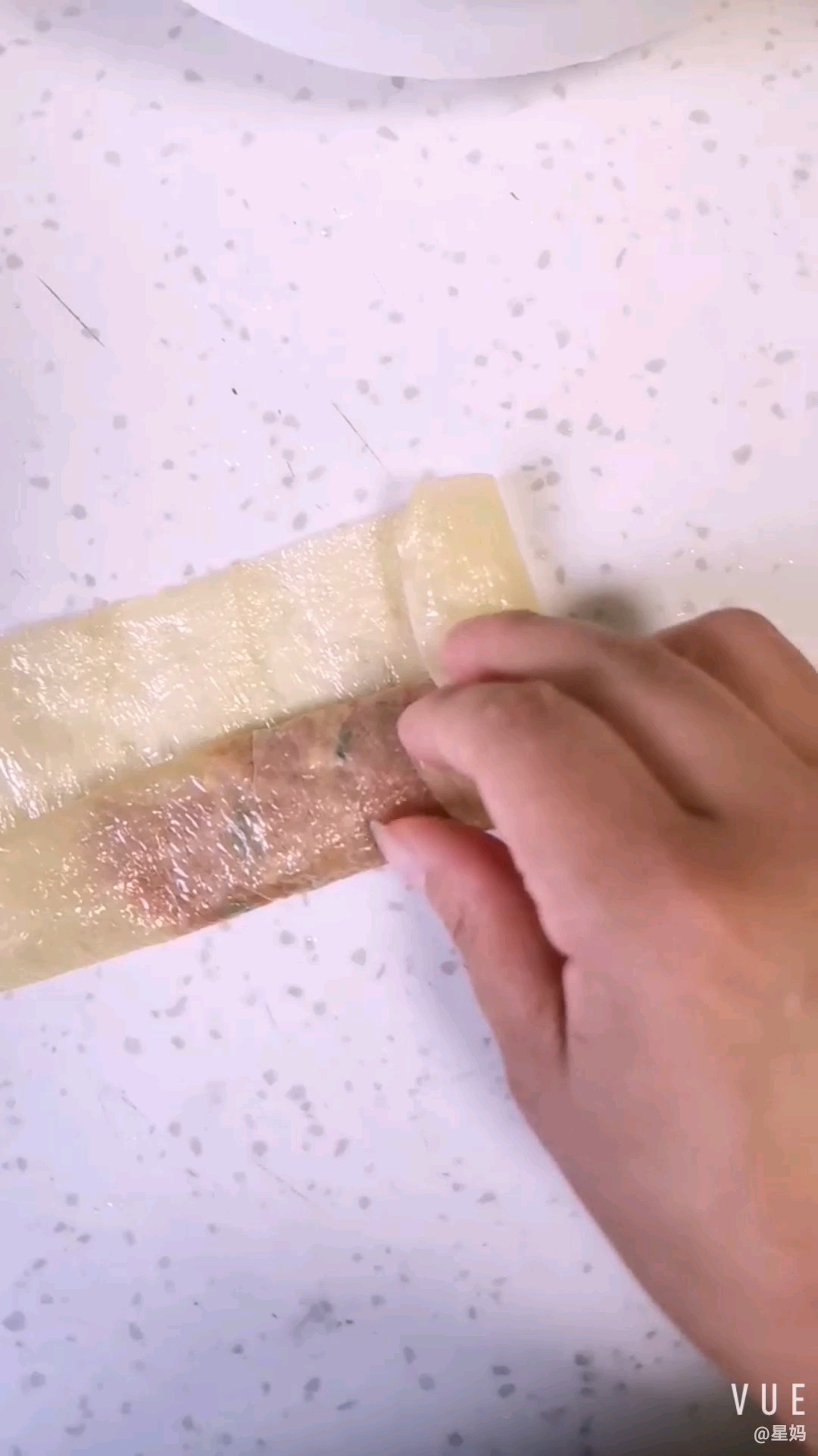 豆腐皮包肉的做法-家常味蒸菜譜