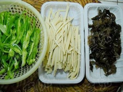 素炒千張絲的做法-家常味炒菜譜-易網(wǎng)健康養(yǎng)生網(wǎng) 素炒千張絲的做法-家常味炒菜譜