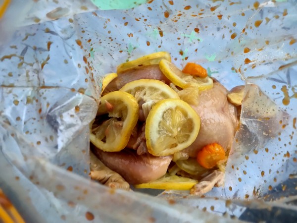 檸檬烤雞的做法-家常味烤菜譜-易網健康養生網 檸檬烤雞的做法-家常味烤菜譜