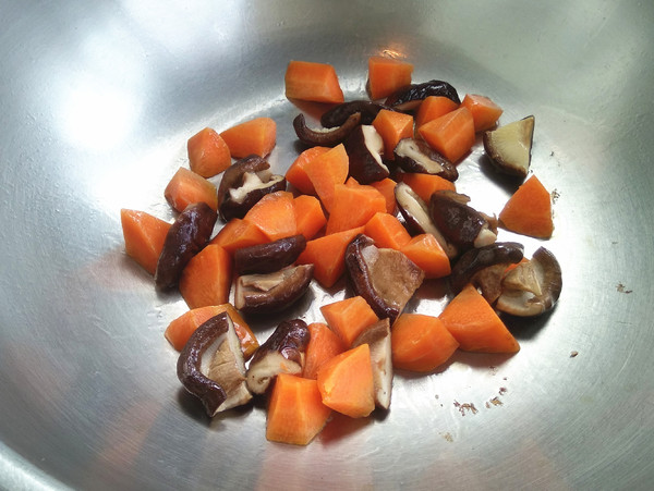 豆腐燒香菇的做法-家常味燒菜譜