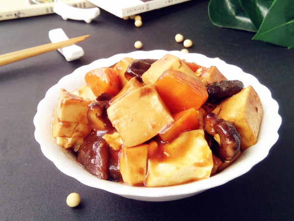 豆腐燒香菇的做法-家常味燒菜譜