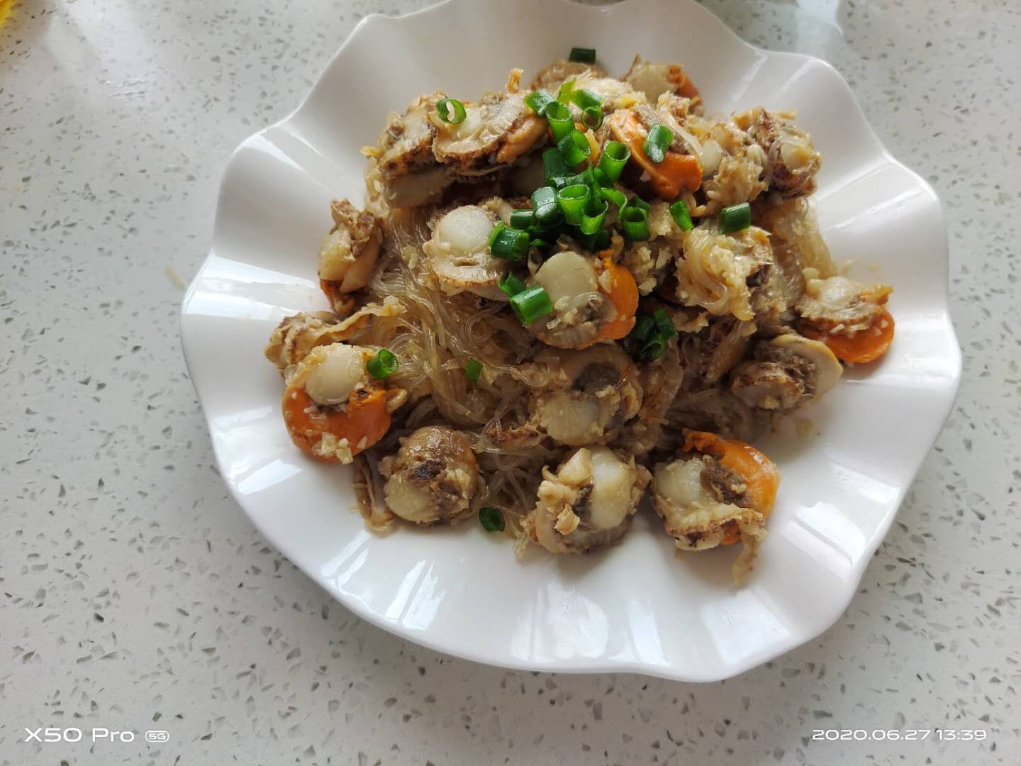 蒜蓉粉絲扇貝的做法-家常味炒菜譜