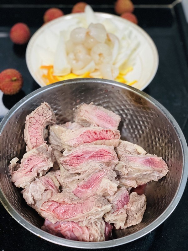 荔枝燜牛腩，好吃到扶墻走，香味繞梁三日的做法-醬香味燉菜譜