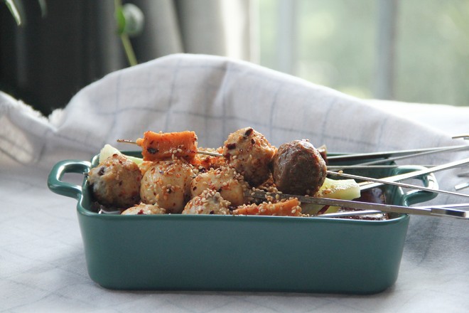 夏日麻辣串串自制更安心的做法-麻辣味煮菜譜