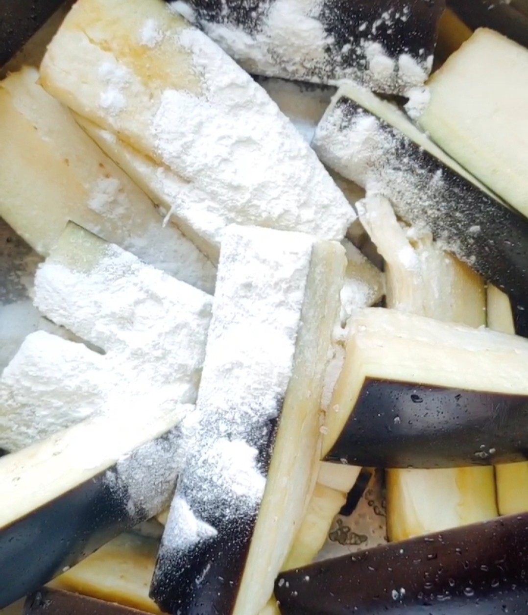 鶯啼綠映紅的做法-蒜香味拌菜譜