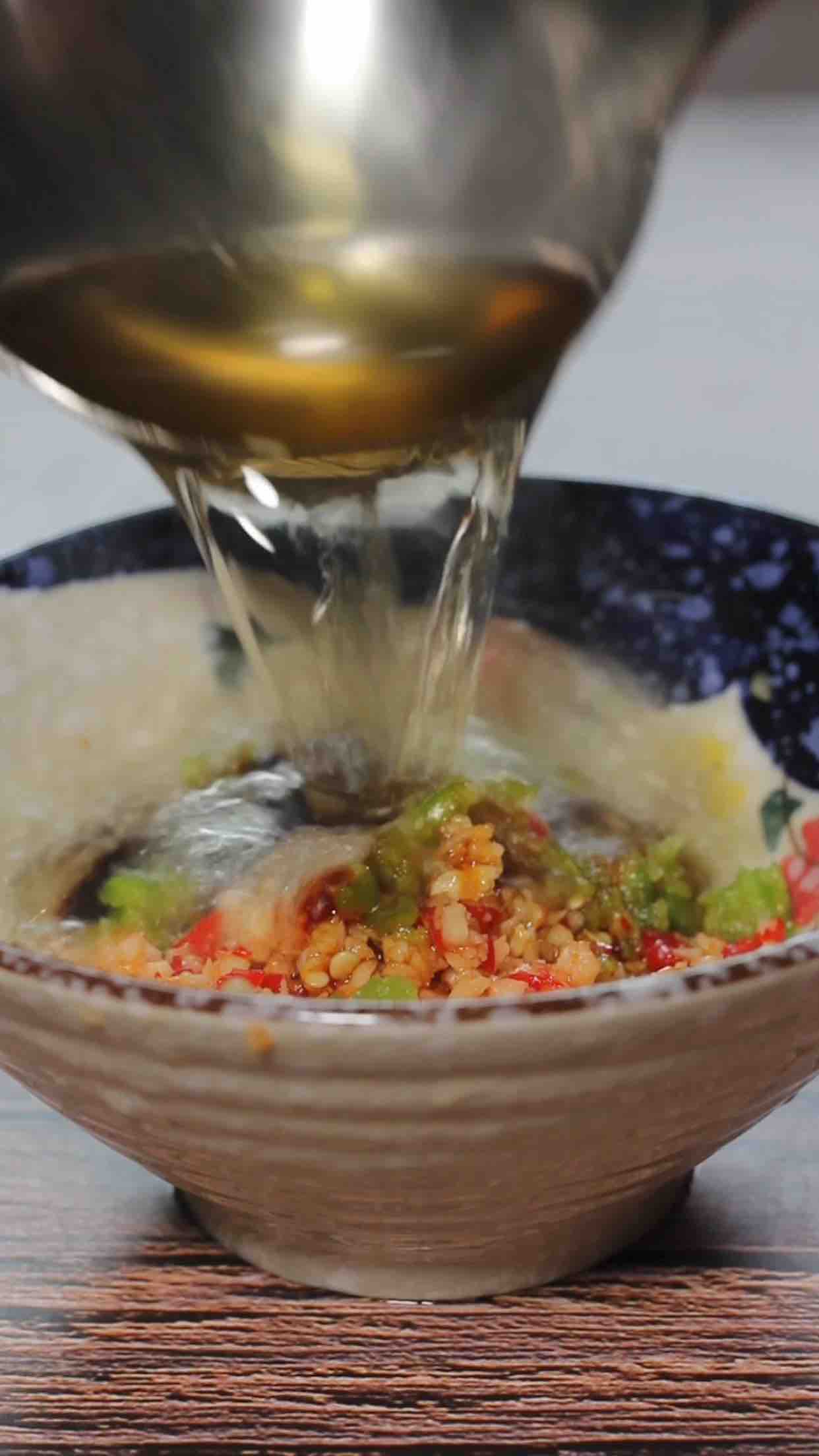 劈腿大蝦的做法-咸鮮味蒸菜譜