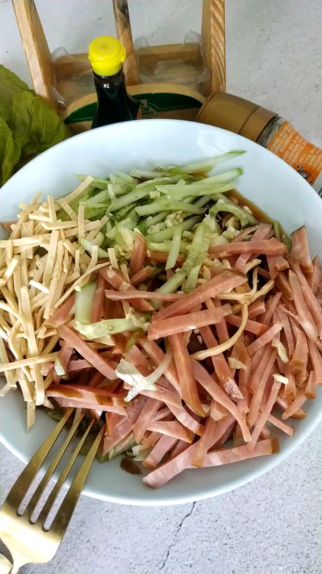 夏日爽口解暑涼菜的做法-家常味拌菜譜