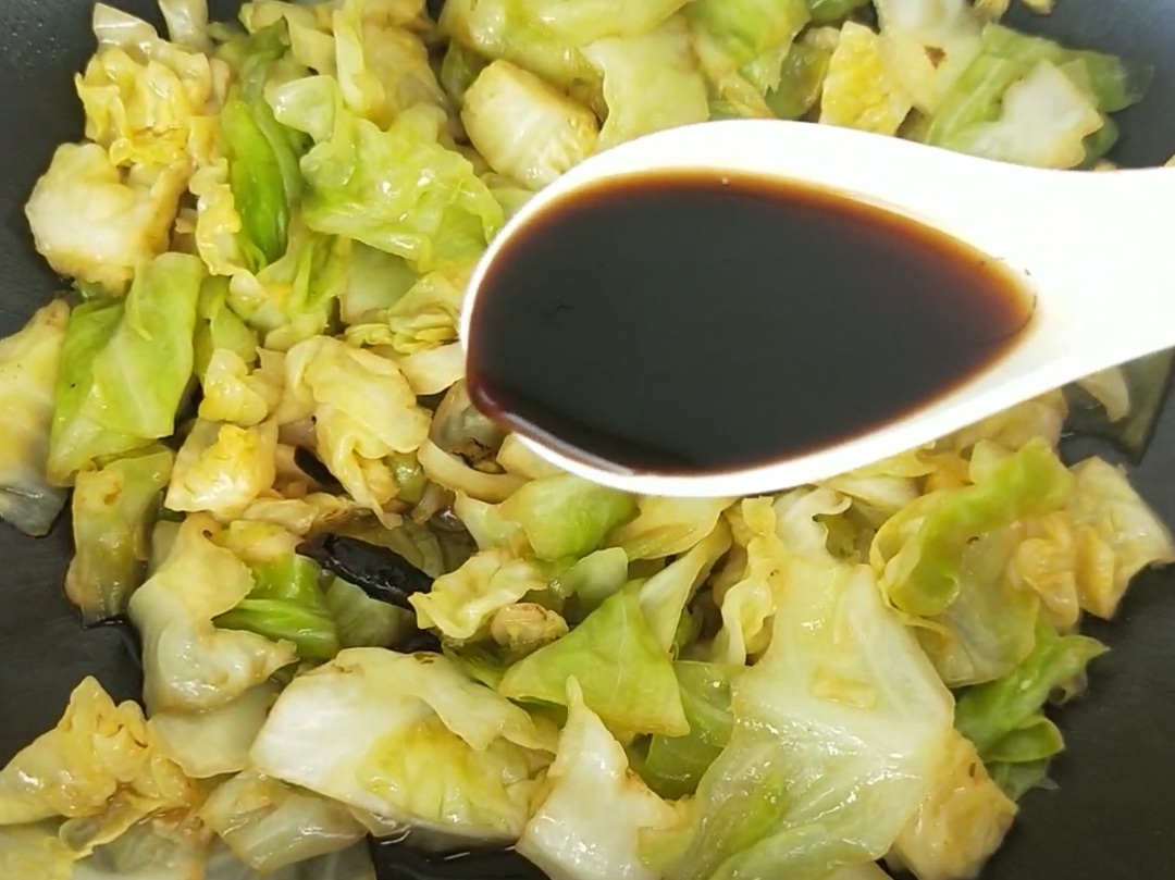 酸辣包菜的做法-酸辣味炒菜譜