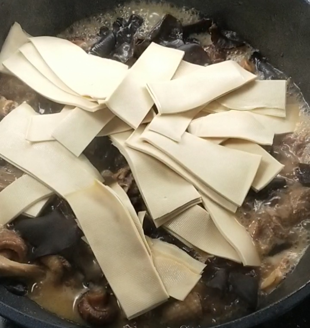 啤酒鴨的做法-家常味燒菜譜