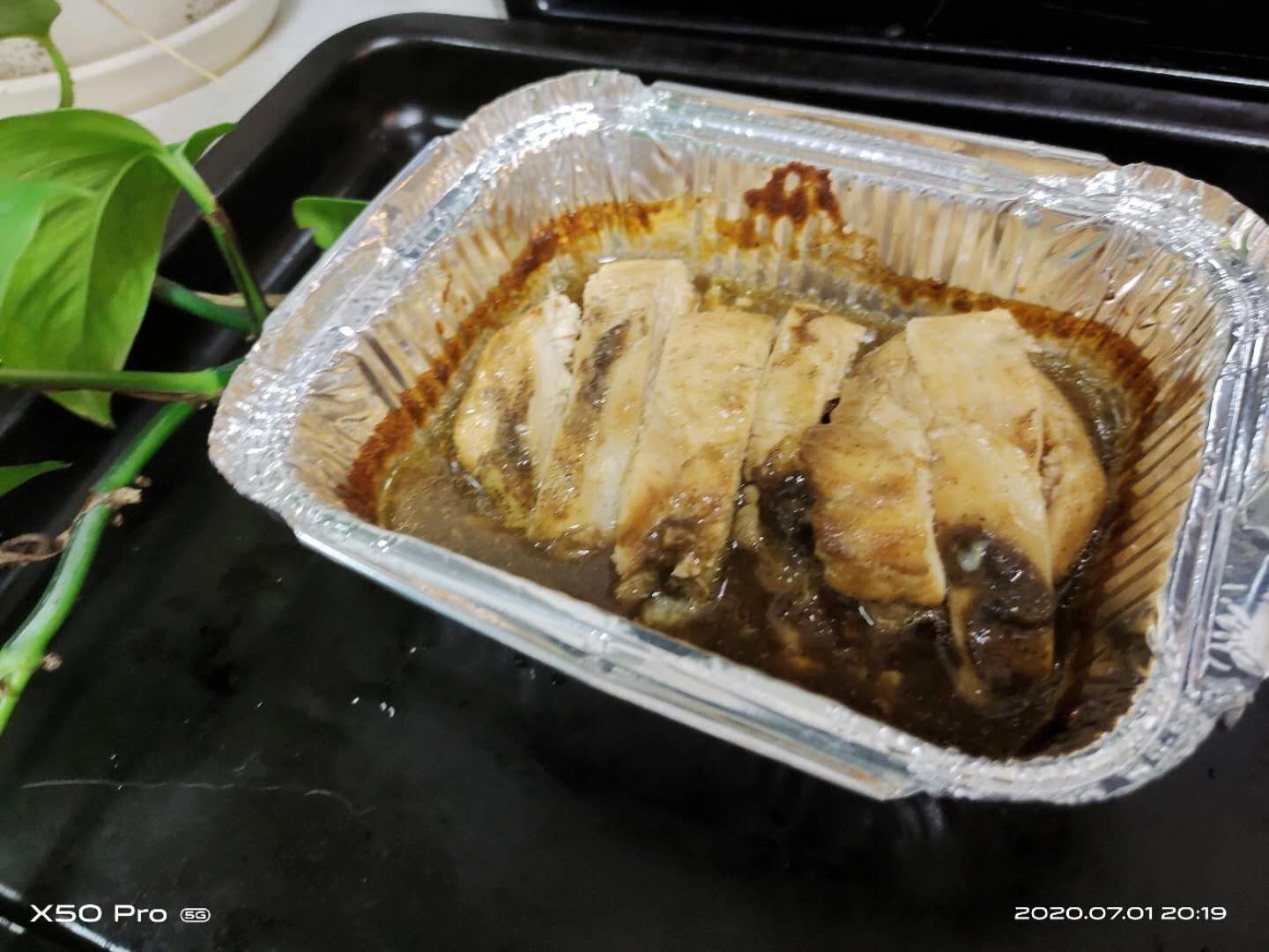 減肥期吃的肉肉-黑椒雞胸肉的做法-咸鮮味烤菜譜