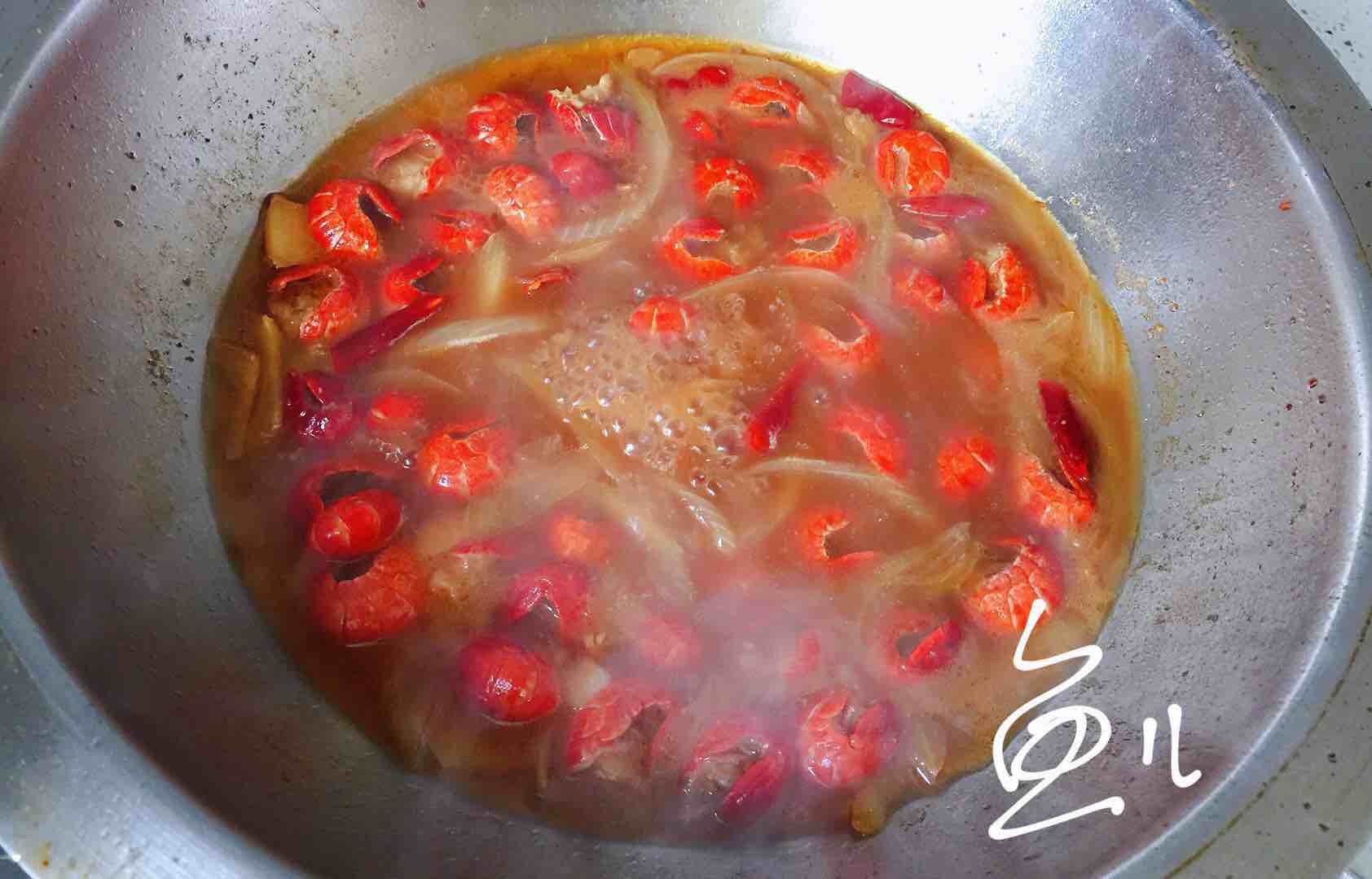 香辣龍蝦尾的做法-香辣味炒菜譜