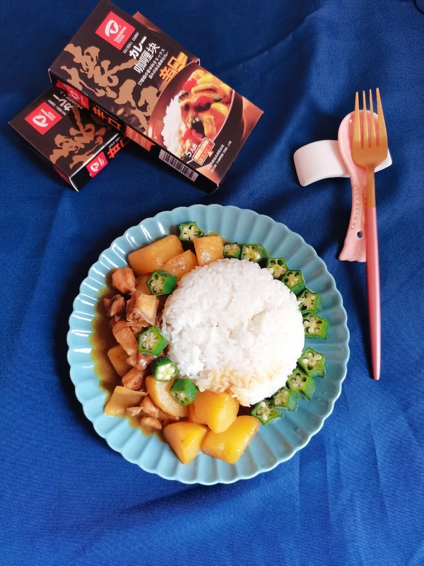 咖喱土豆?fàn)F雞的做法-咖喱味燒菜譜