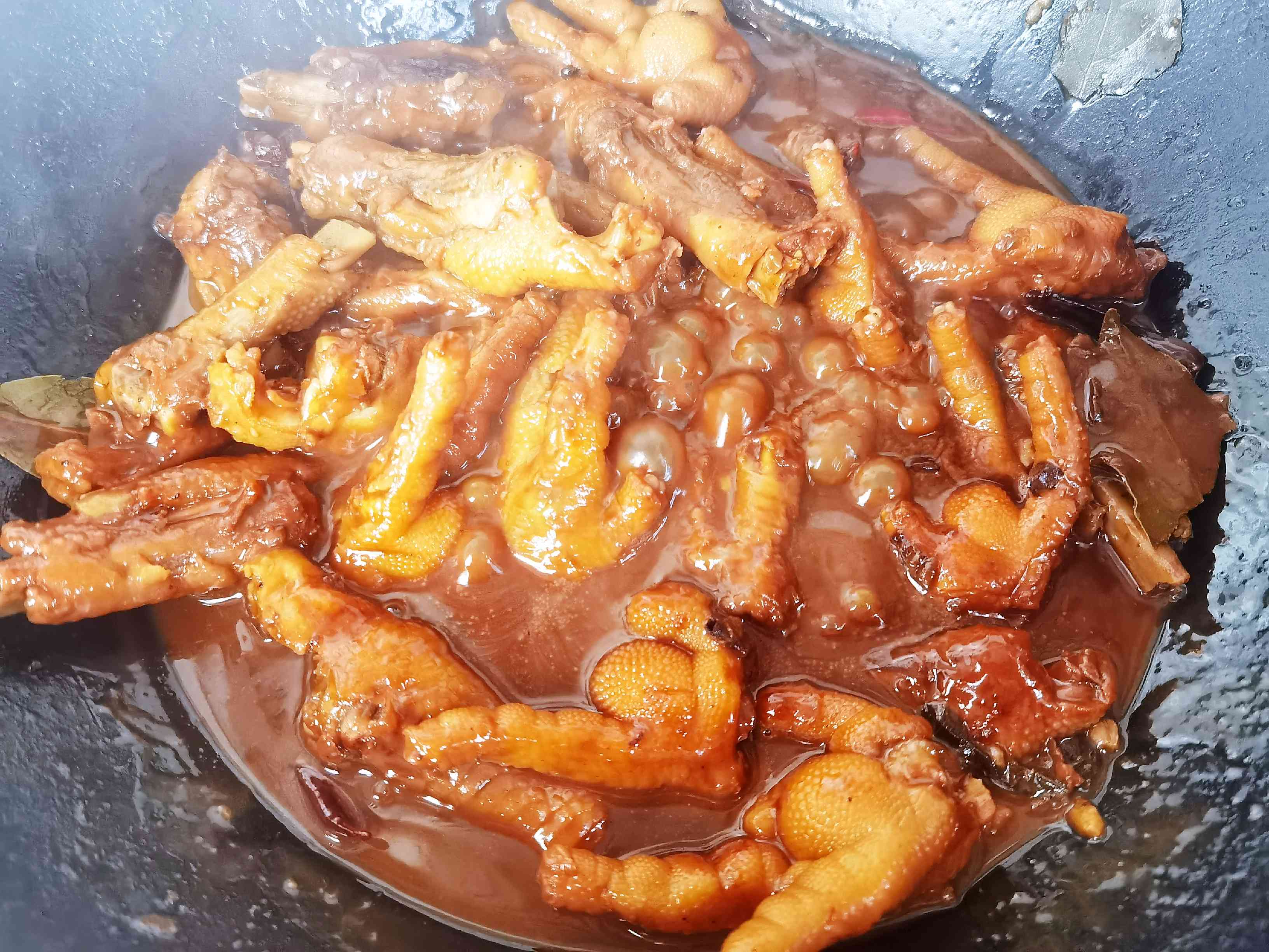 我是半滴雨，#來自內蒙古#，參賽作品為腐乳鳳爪，好吃到吮指的做法-咸鮮味燜菜譜