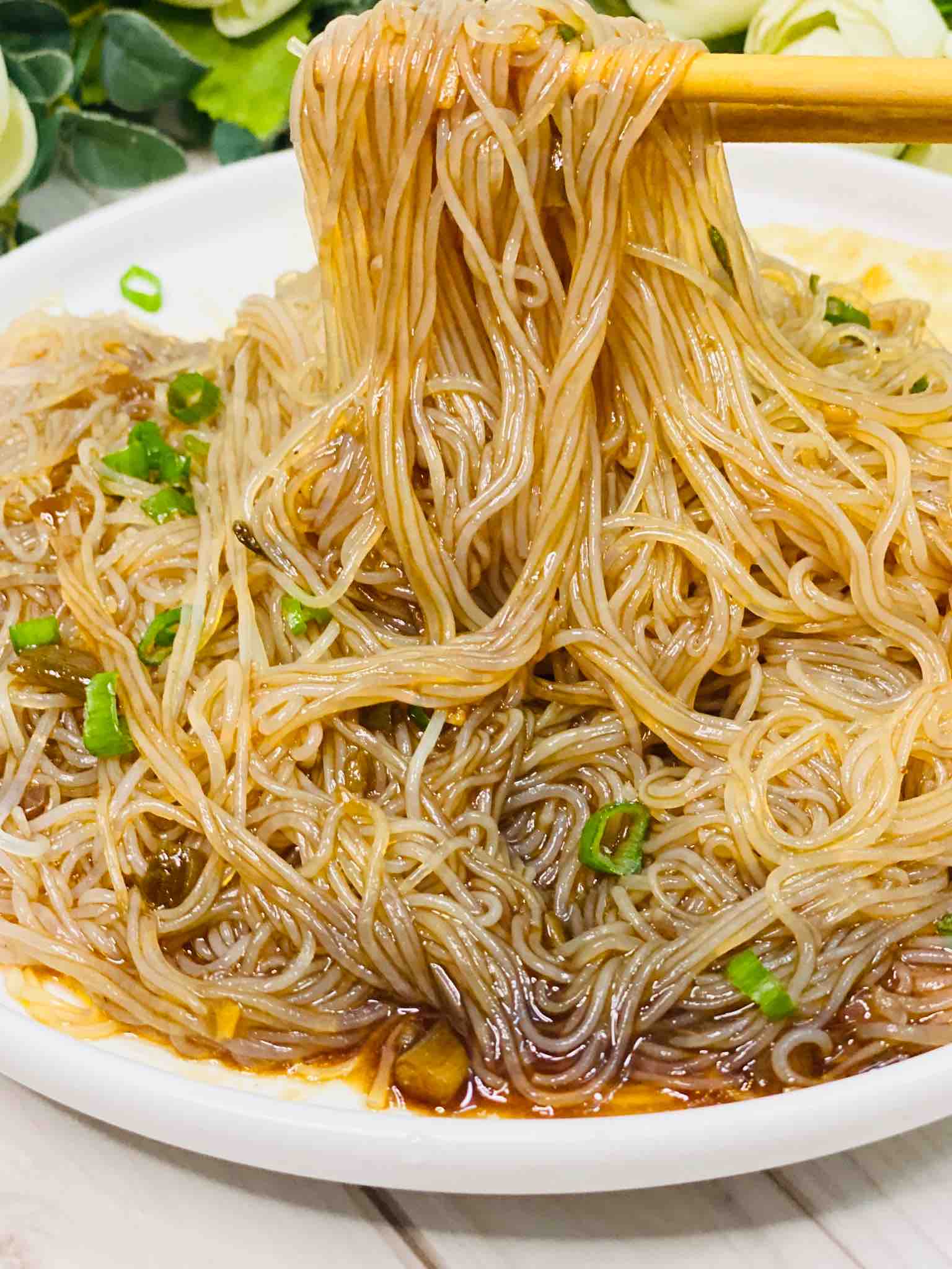 蝦蓉醬涼拌粉絲，美味很開胃的做法-咸鮮味煮菜譜