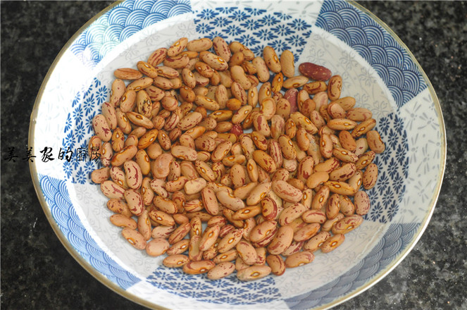 花豆燉排骨的做法-咸鮮味燒菜譜