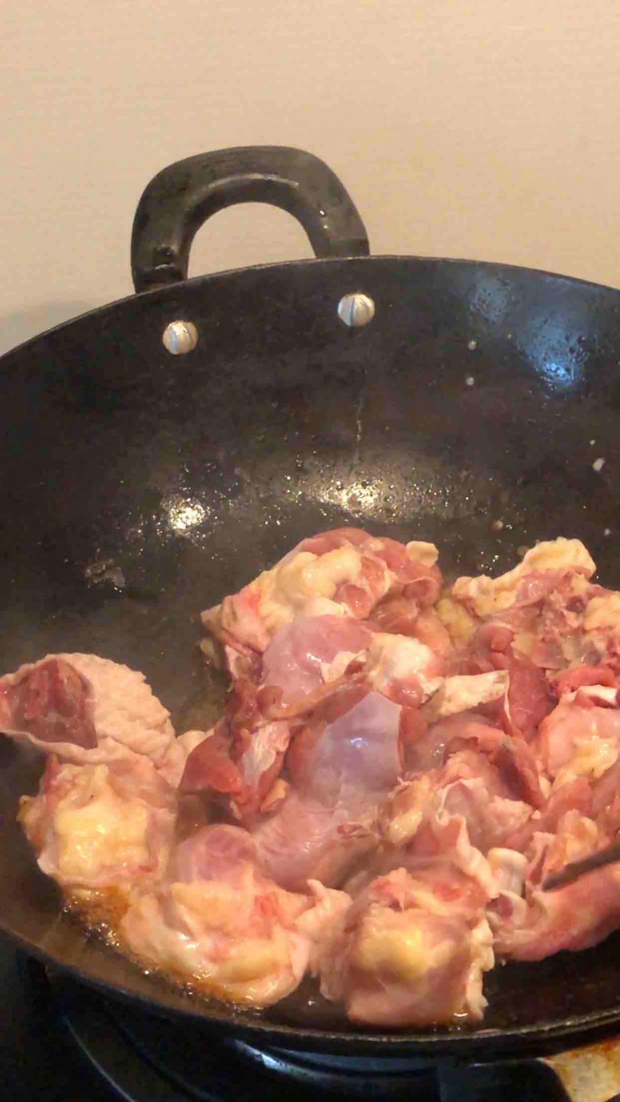 電飯煲燉雞的做法-咸鮮味燉菜譜