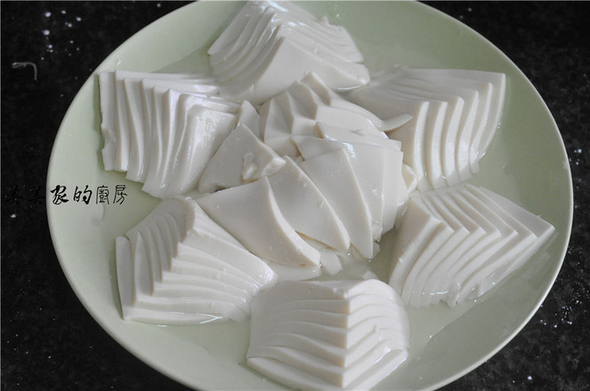 內脂豆腐蒸皮蛋的做法-家常味蒸菜譜