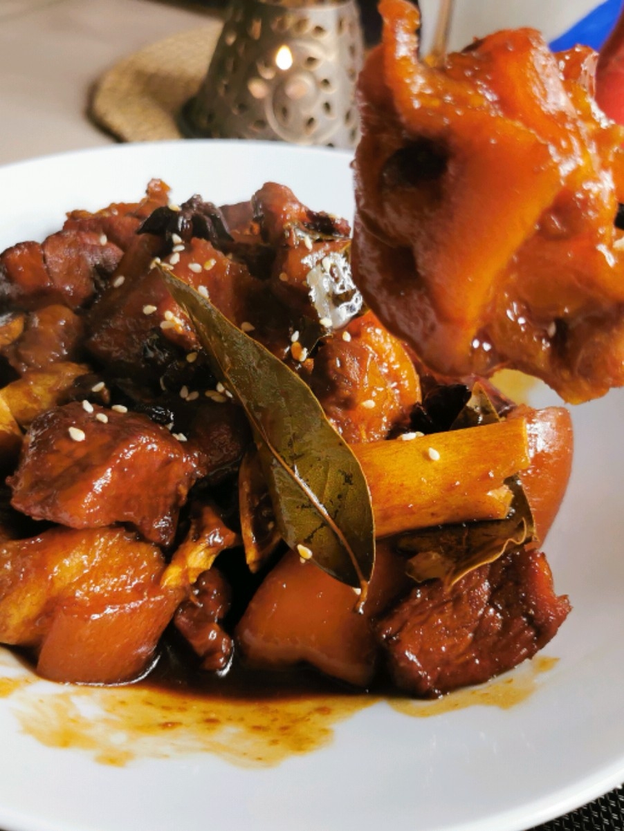 豬脊骨豬蹄紅燒肉排骨通用做法的做法-家常味煮菜譜