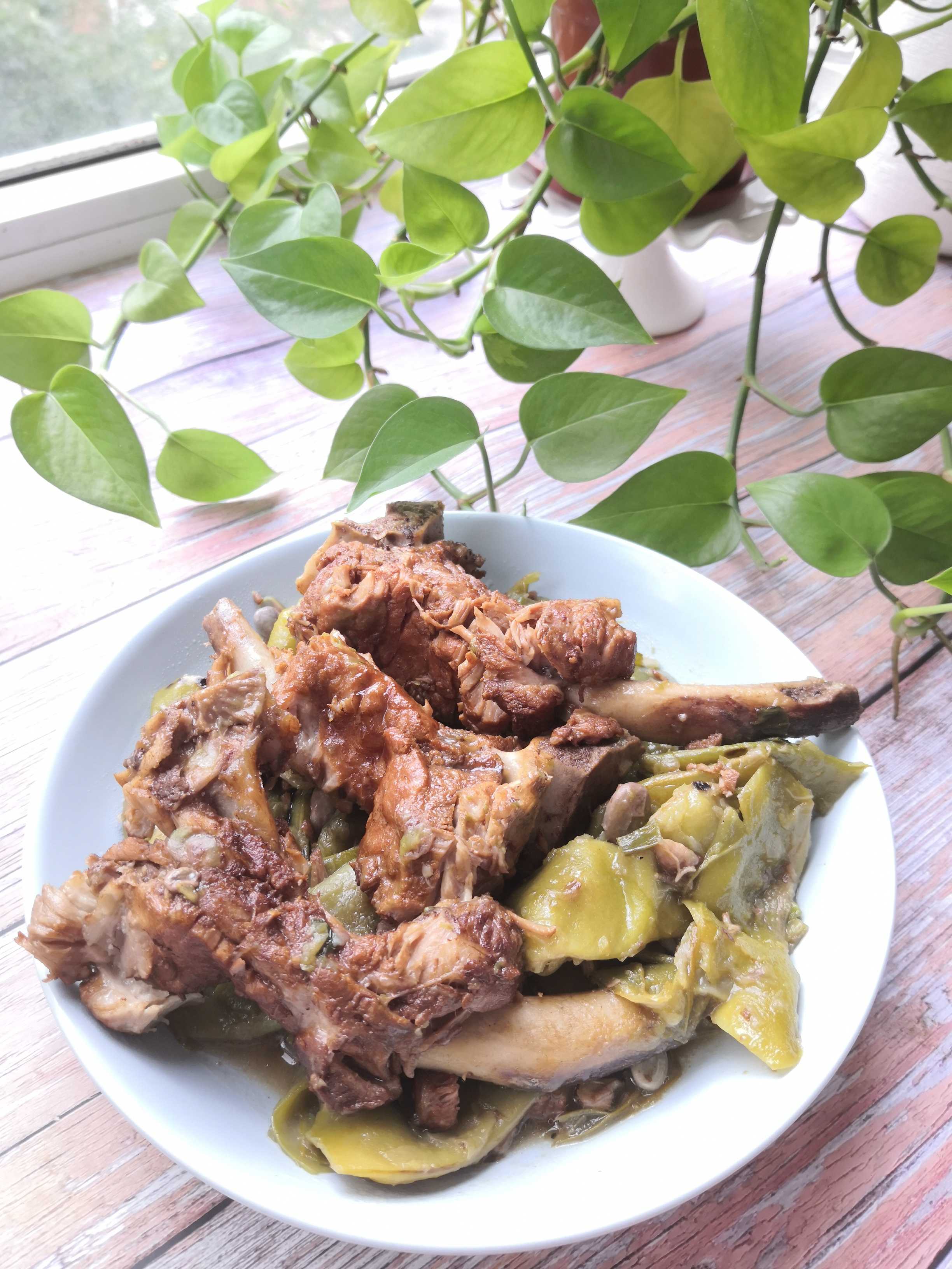 排骨油豆的做法-家常味燉菜譜