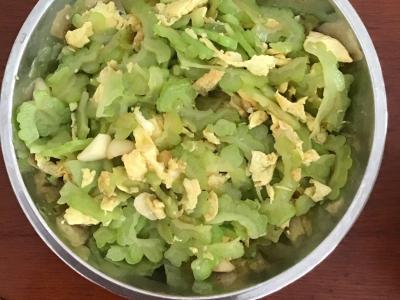 苦瓜炒雞蛋的做法-家常味炒菜譜