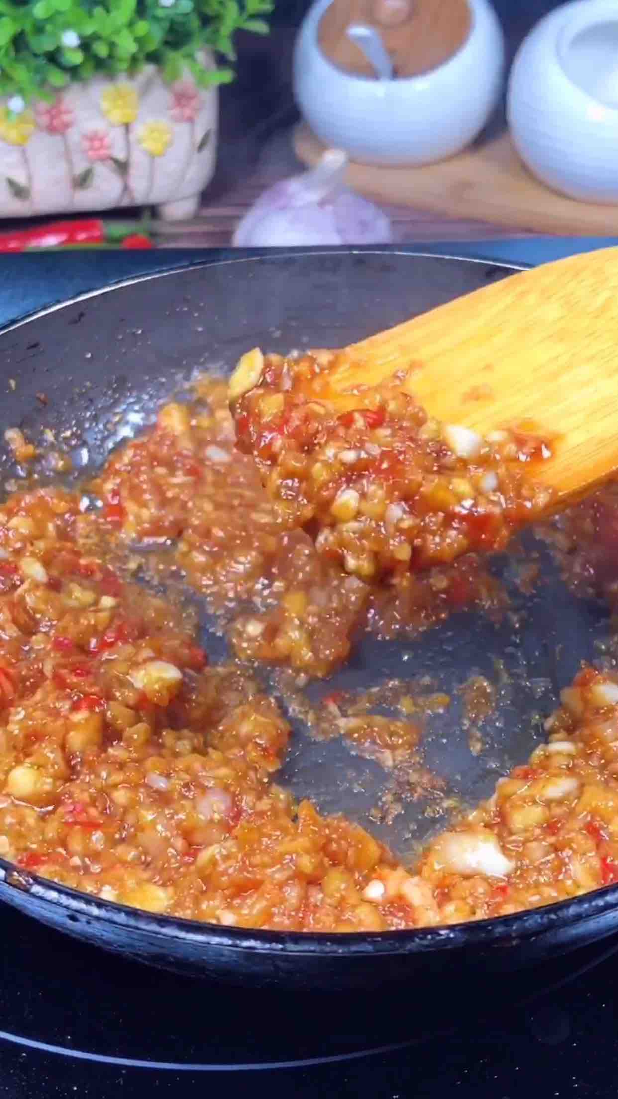 蒜蓉香菇的做法-蒜香味煎菜譜