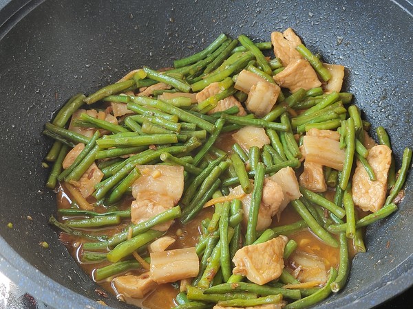 簡單又好吃的家常菜，豇豆炒肉的做法，看一眼就會的做法-家常味炒菜譜