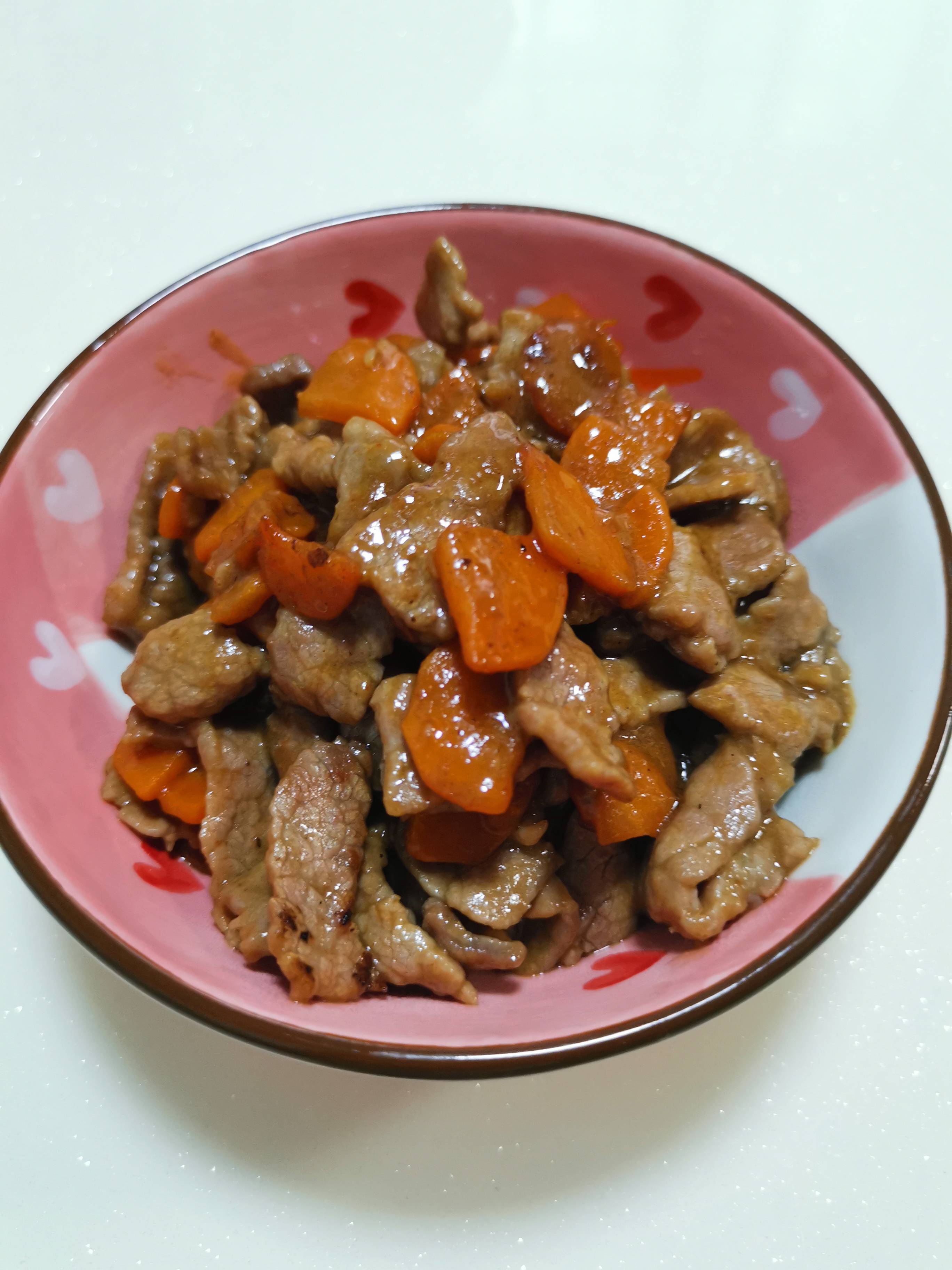 胡蘿卜炒牛肉的做法-家常味炒菜譜