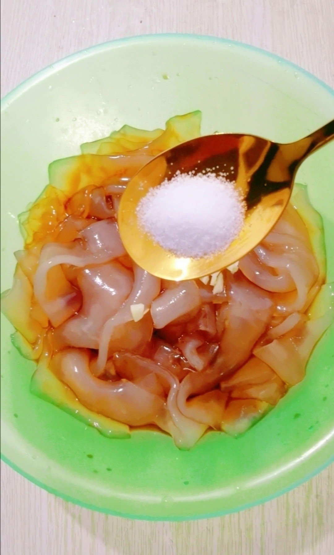 黃瓜絲拌拉皮的做法-酸甜味拌菜譜