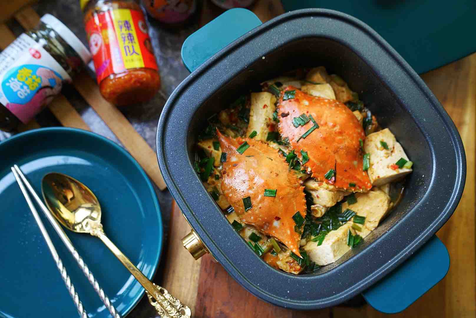 蟹燜豆腐的做法-咸鮮味燜菜譜