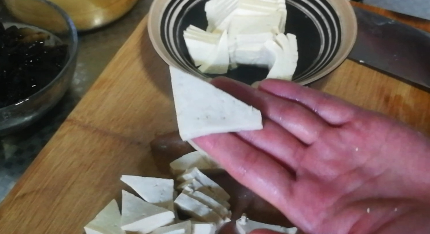 家常五彩豆腐的做法-家常味炒菜譜