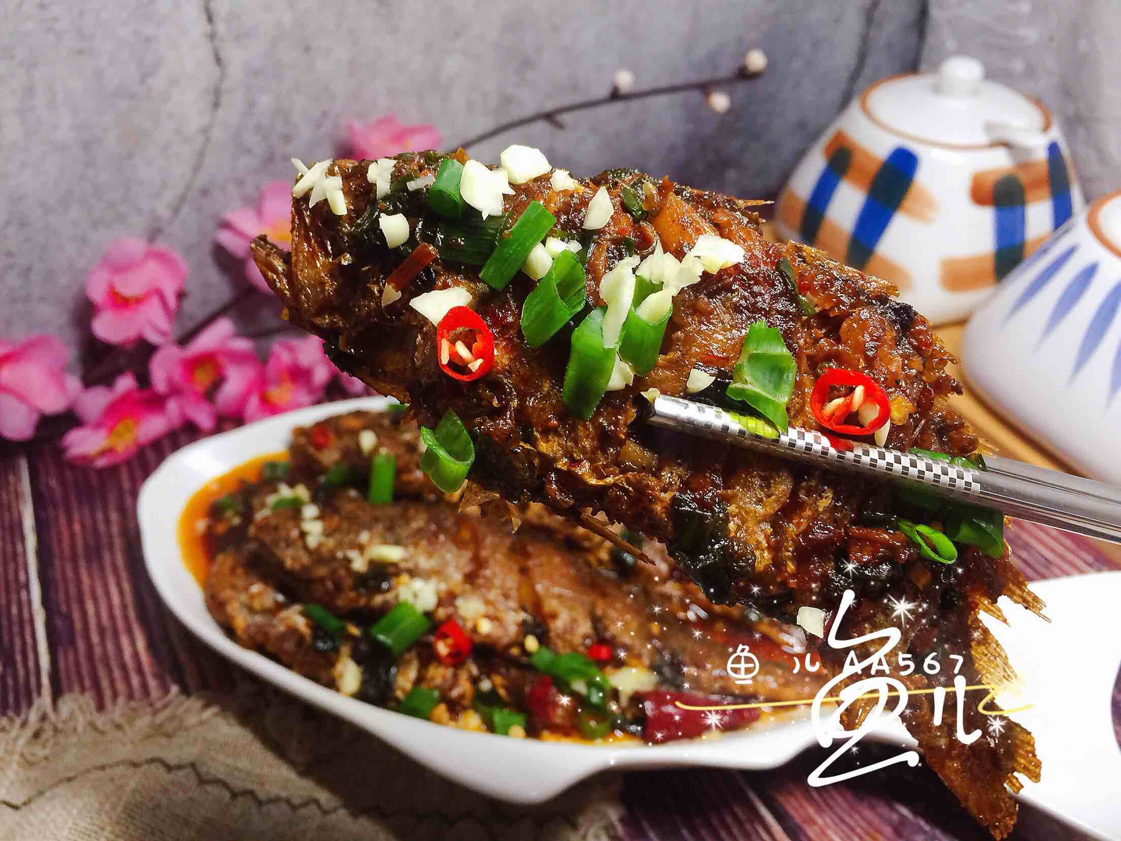 香辣小黃魚的做法-香辣味燉菜譜