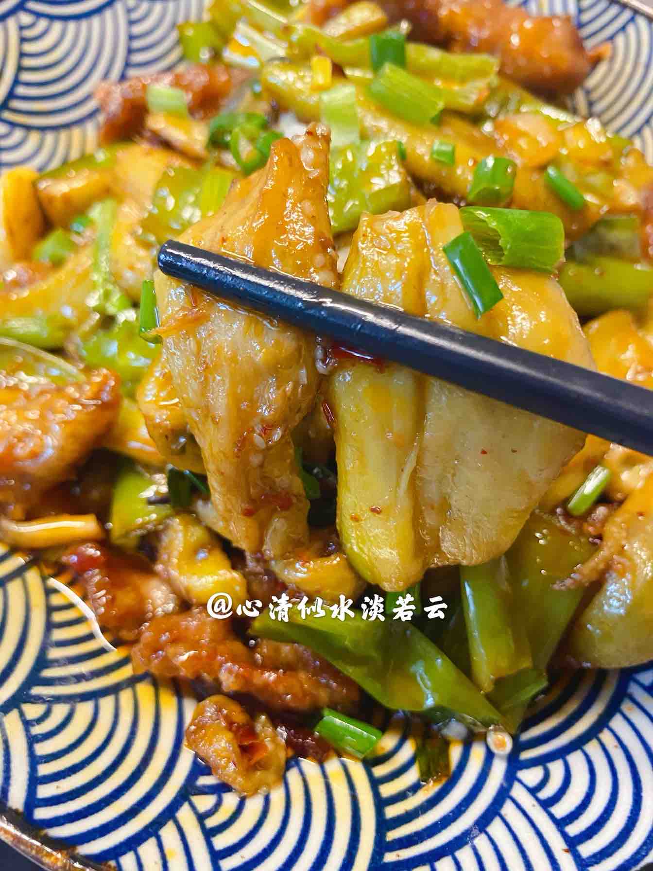 魚香茄子的做法-酸辣味炒菜譜