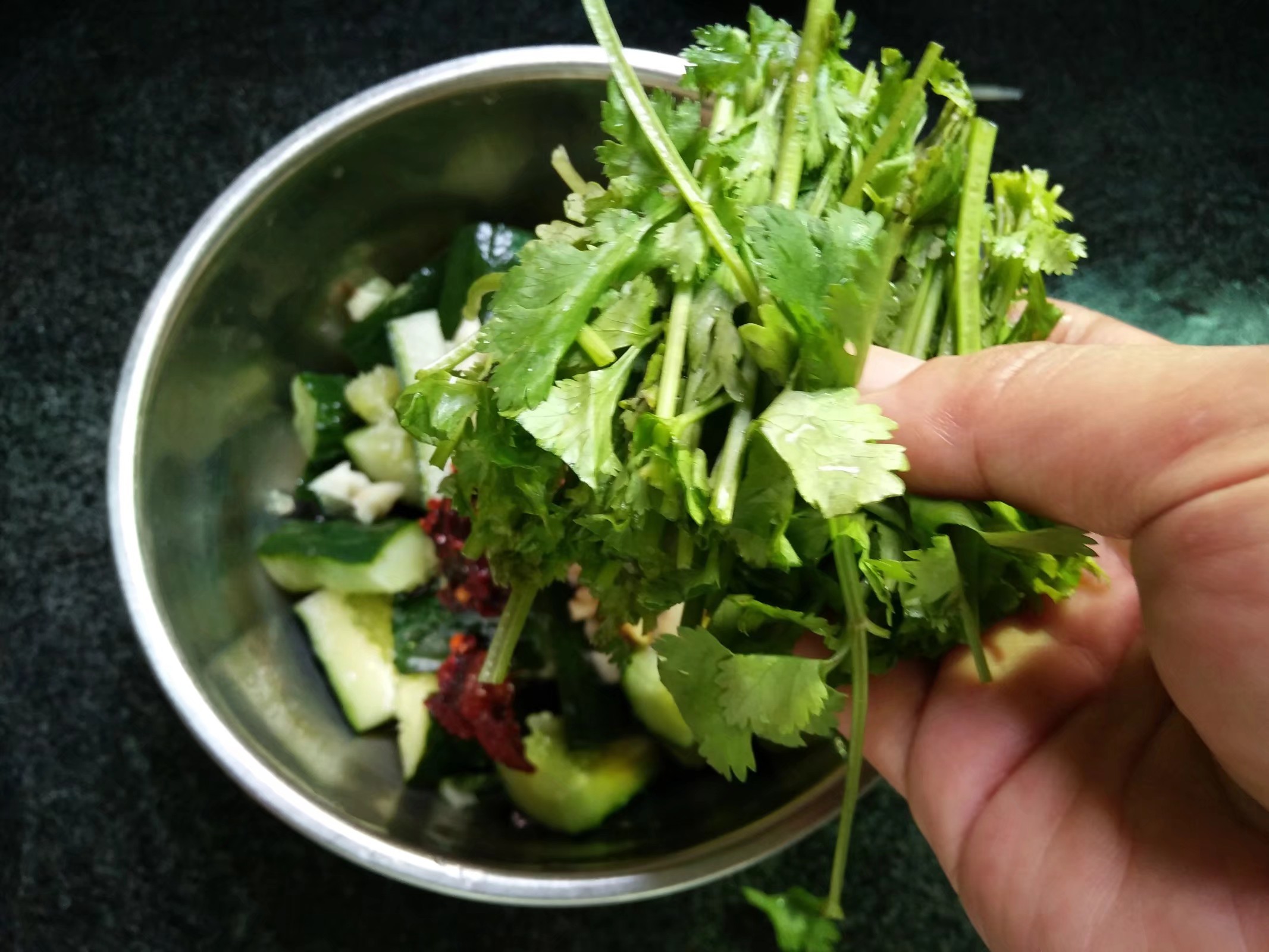 茶油拌黃瓜的做法-酸辣味拌菜譜