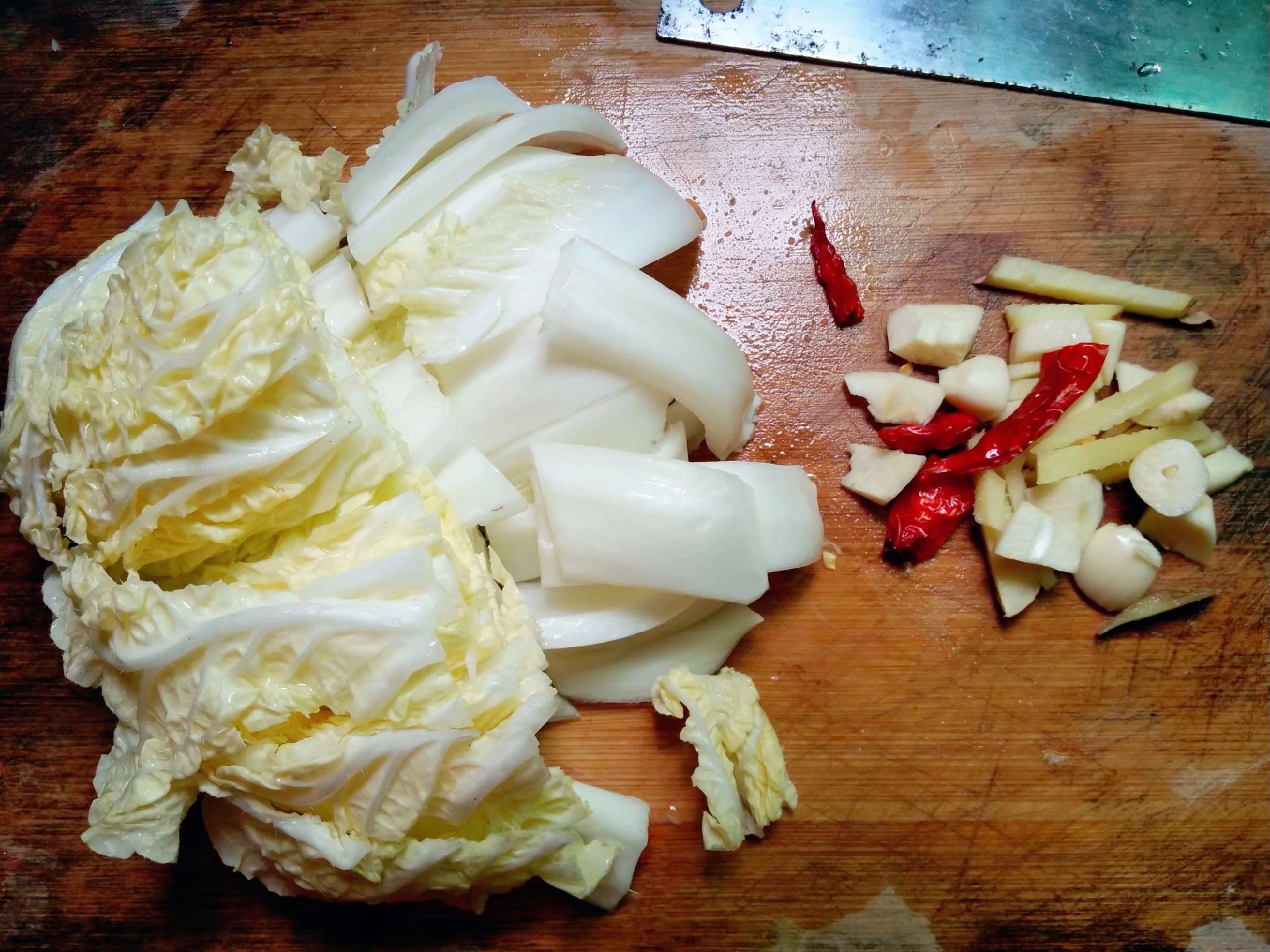 酸辣大白菜的做法-酸辣味炒菜譜