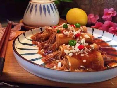 豆皮金針菇卷的作法-家常味煮菜譜