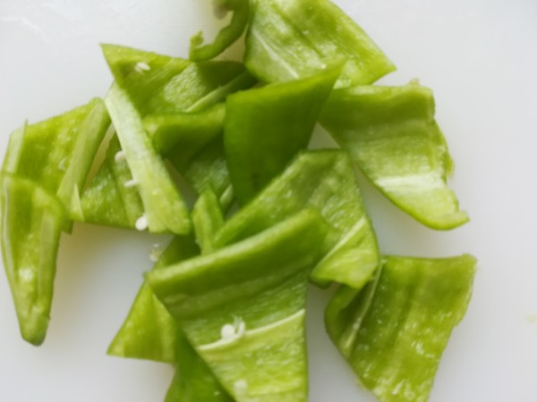 香菇雞翅的做法-家常味燉菜譜