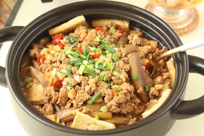豆腐肉沫茄子煲的做法-家常味煮菜譜