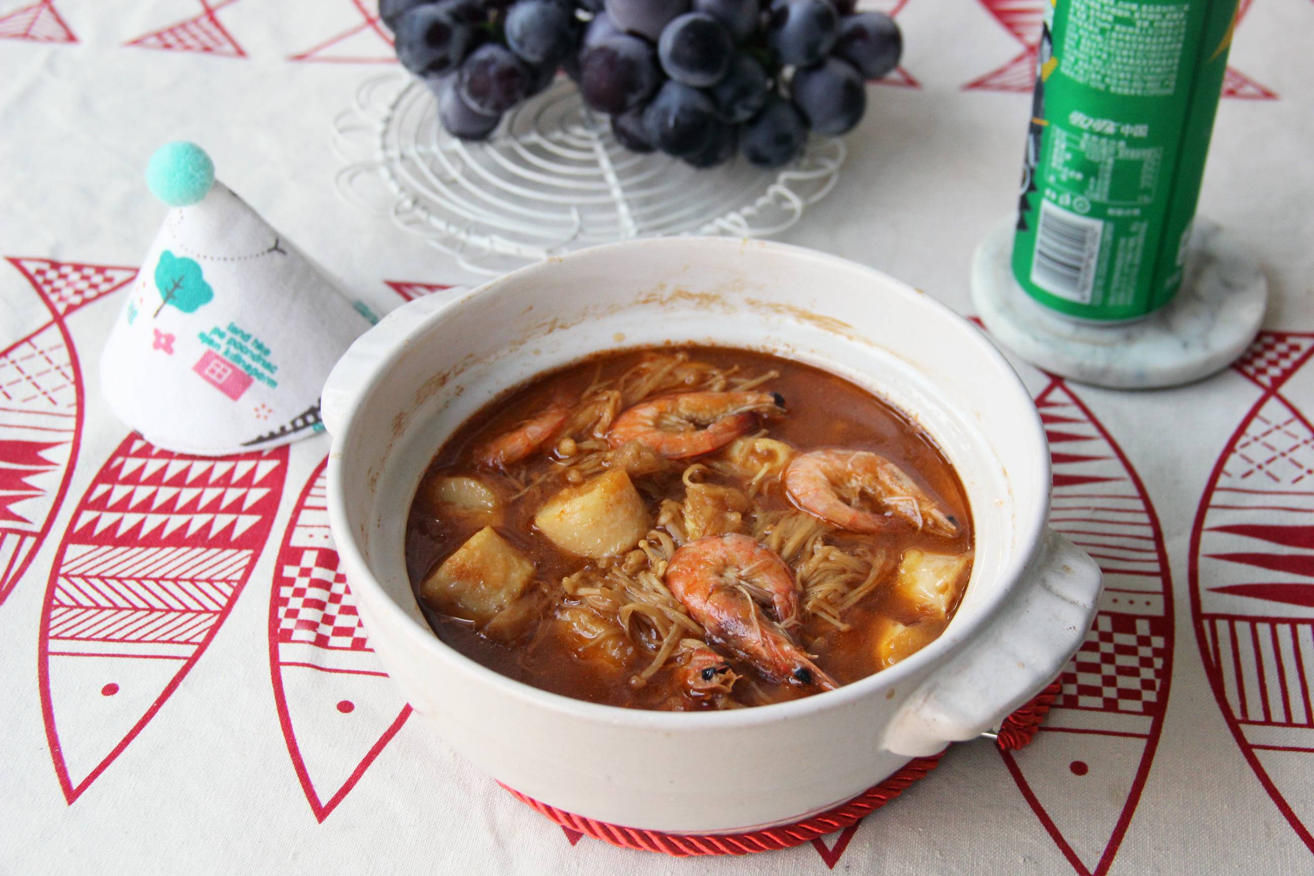 金針菇鮮蝦豆腐煲的做法-咸鮮味煮菜譜