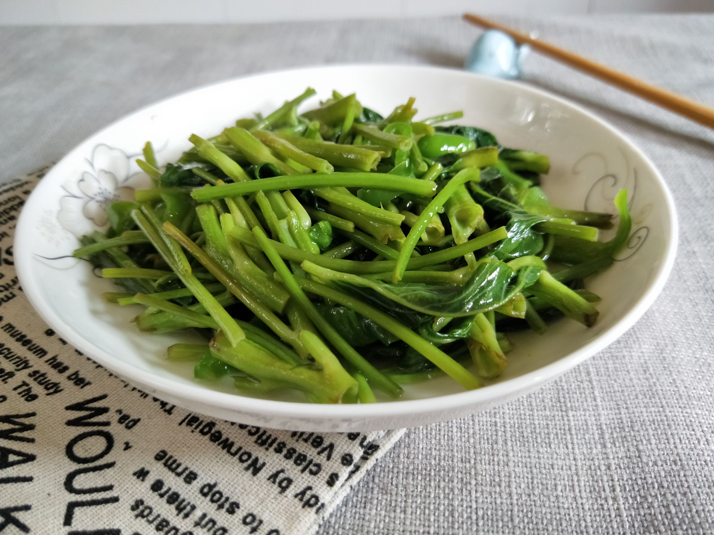 清炒空心菜的做法-家常味炒菜譜