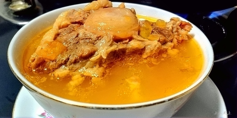 番茄牛尾湯的做法-酸甜味燉菜譜