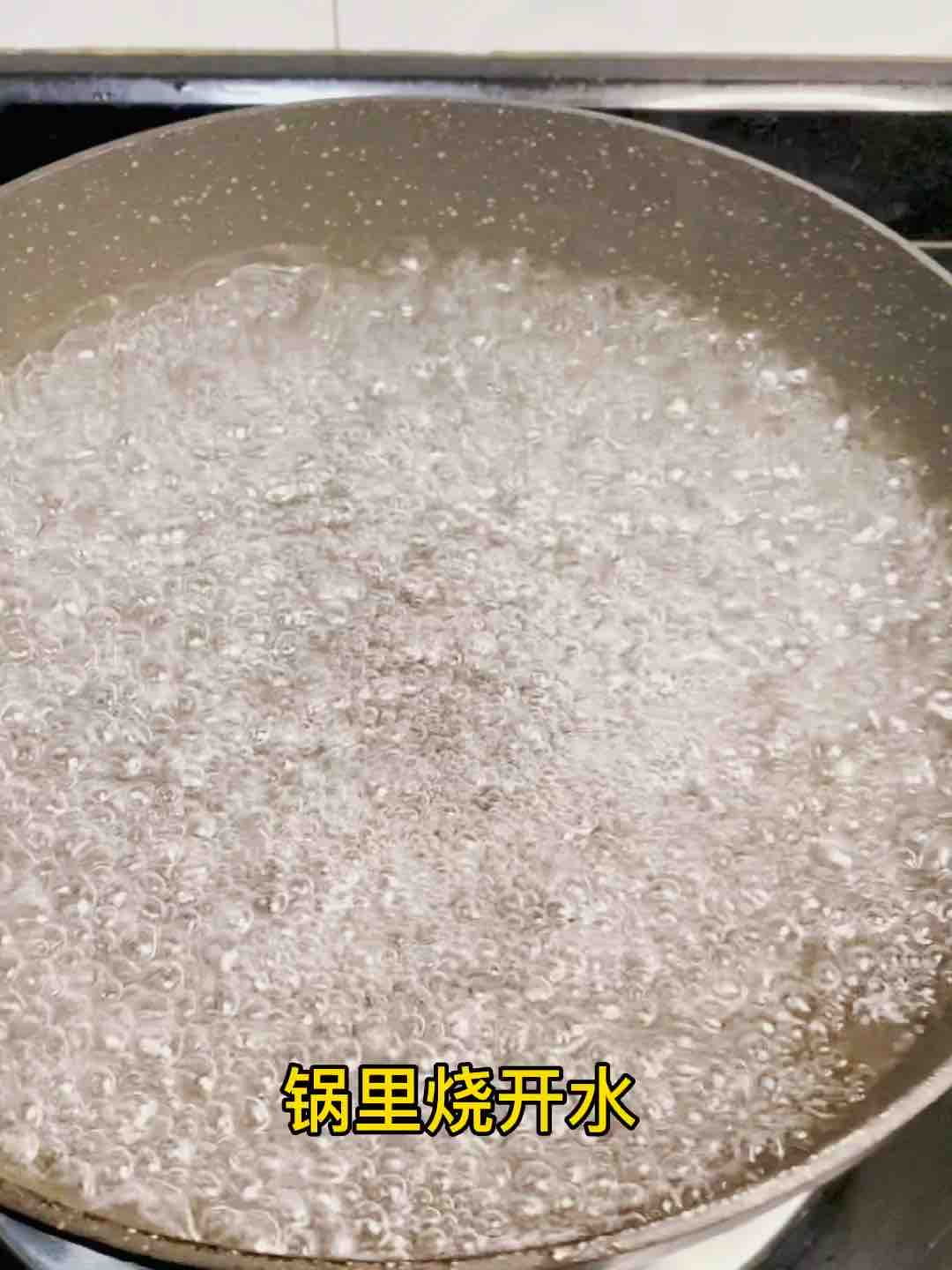 節(jié)后掉秤，吃快手拌菠菜的做法-咸鮮味煮菜譜