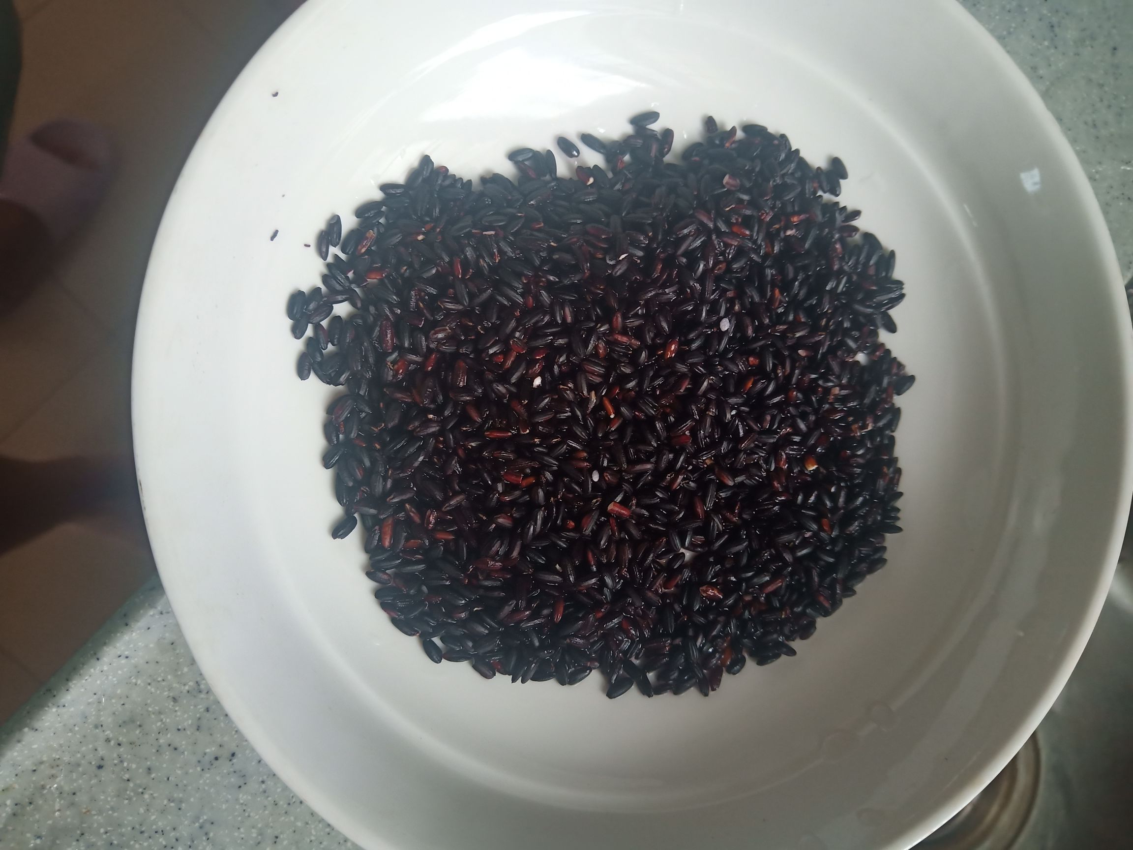 螃蟹蒸黑米的做法-咸鮮味蒸菜譜