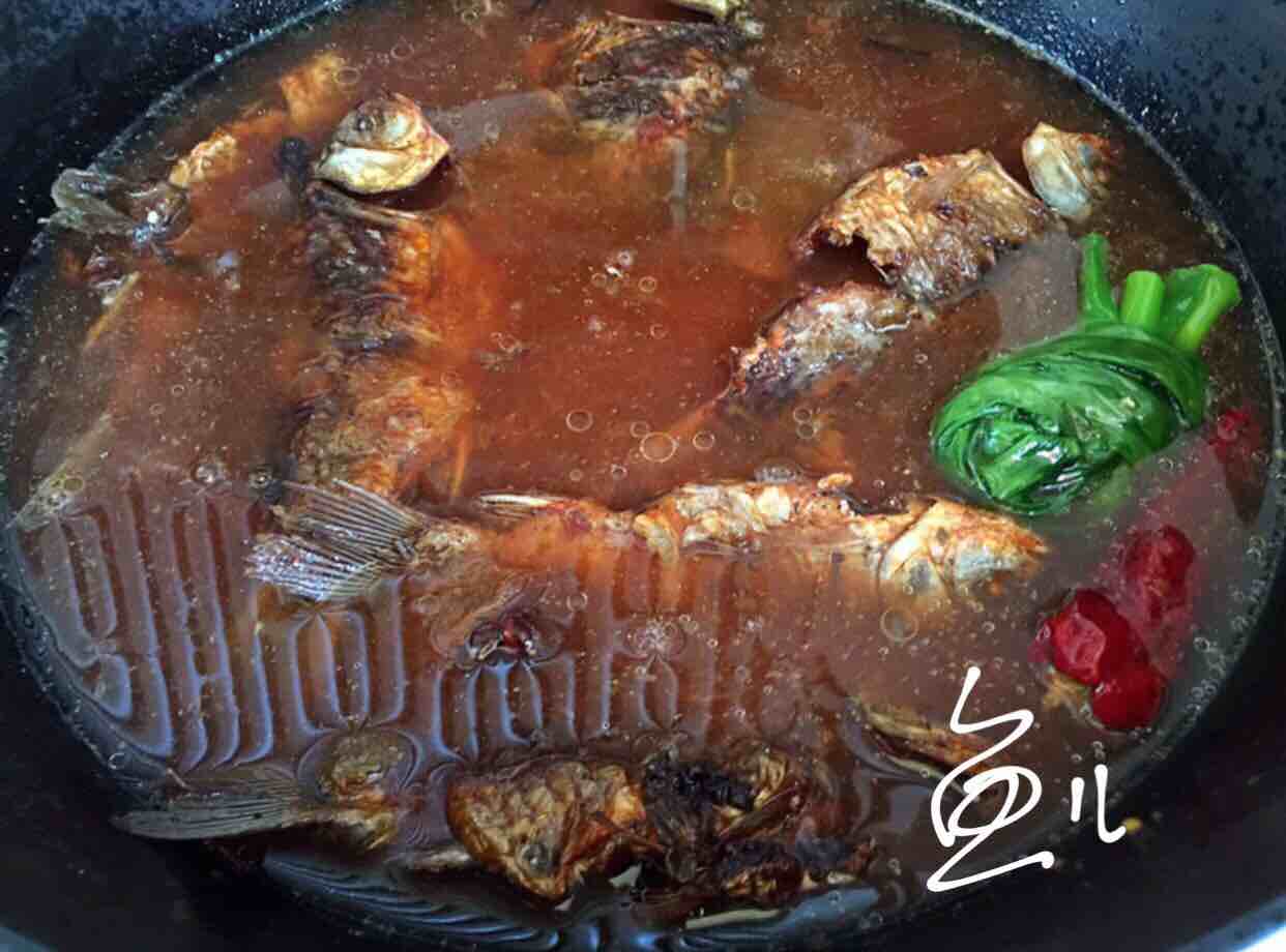 鯽魚罐頭的做法-家常味燉菜譜