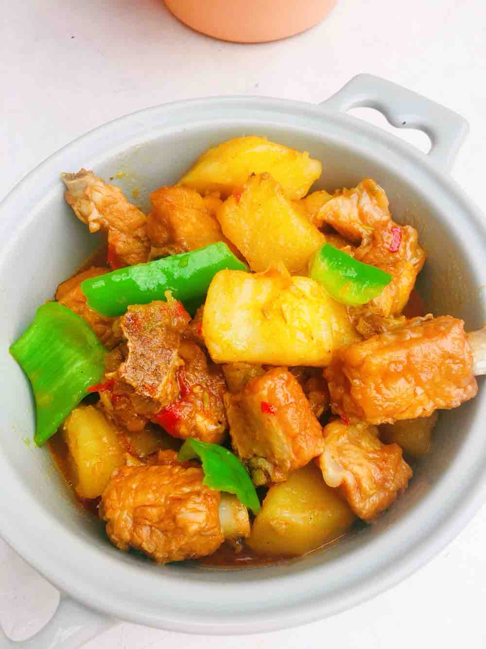 土豆比肉好吃系列土豆排骨的做法-咸鮮味炒菜譜